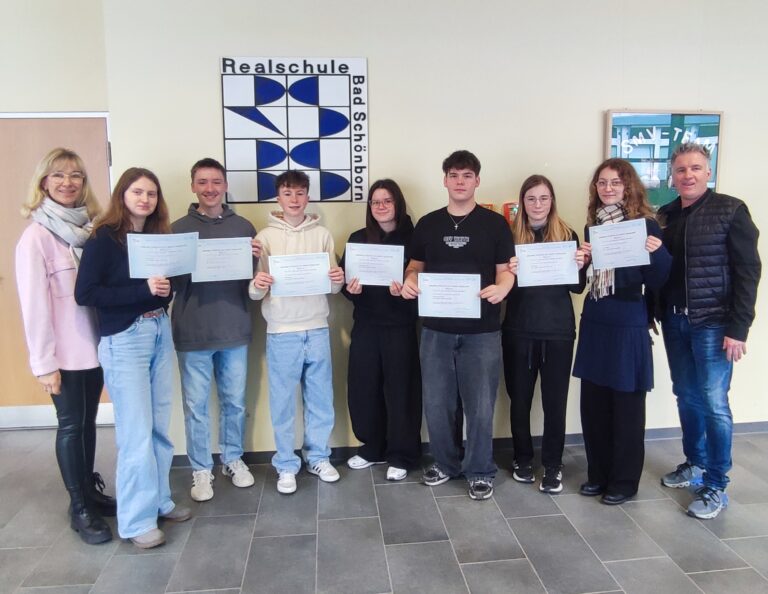 Mehr über den Artikel erfahren Verleihung der DELF-Zertifikate an der Realschule Bad Schönborn