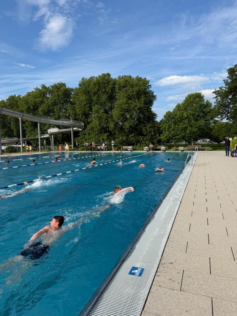 Mehr über den Artikel erfahren 18. Wieslocher Schul-Triathlon: Erfolgreicher Einsatz der Realschüler beim sportlichen Großereignis in Wiesloch